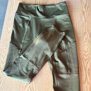 Fabletics Army Green leggings with ribbing.